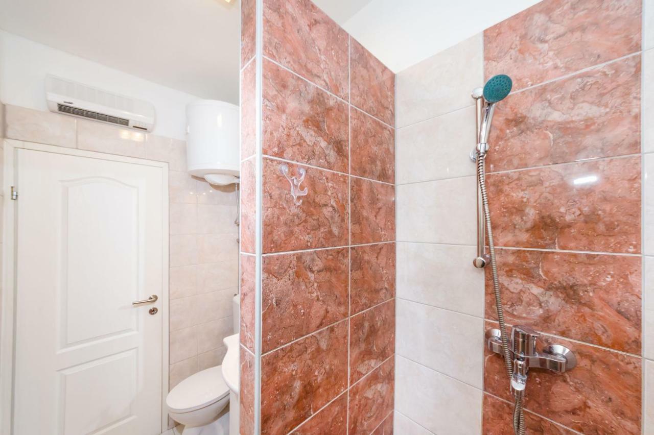 Apartman Nino Novigrad  Екстериор снимка