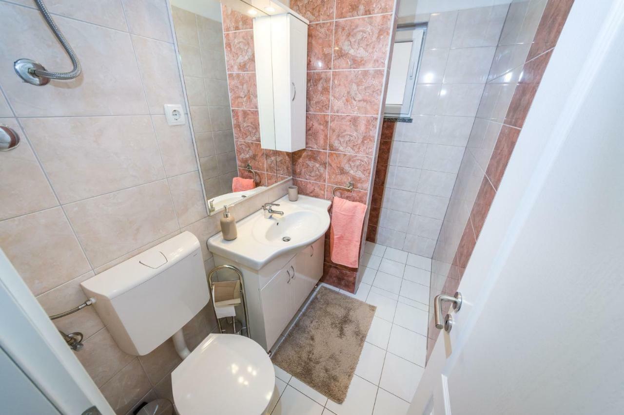 Apartman Nino Novigrad  Екстериор снимка